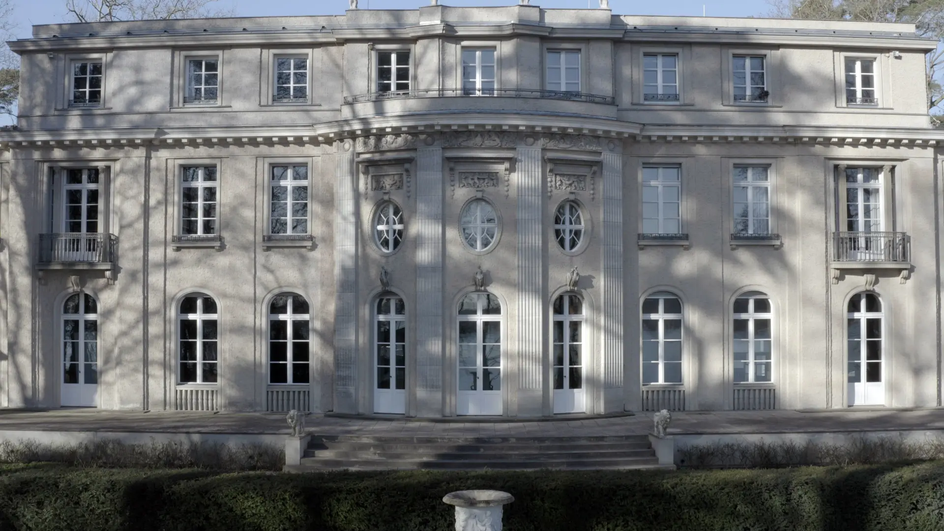 Still 3