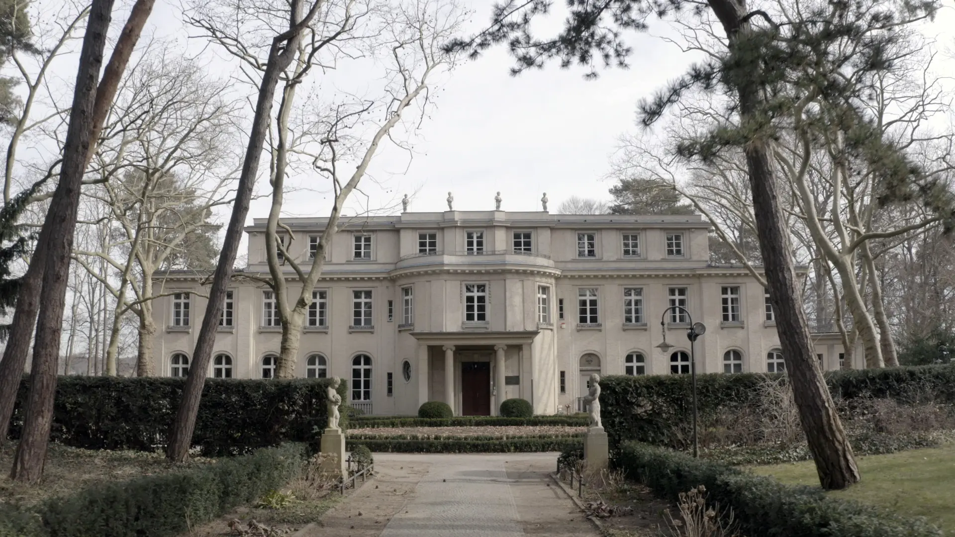 Still 4