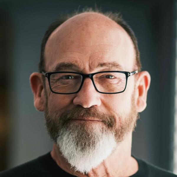 Chuck Russell